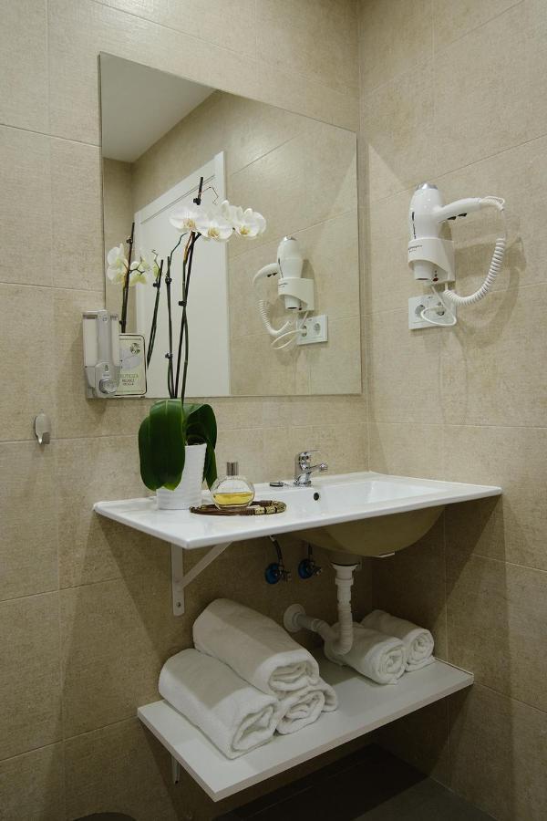 Hotel Bestprice Alcala マドリード エクステリア 写真